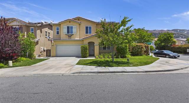 Photo of 4103 Lake Circle Dr, Fallbrook, CA 92028