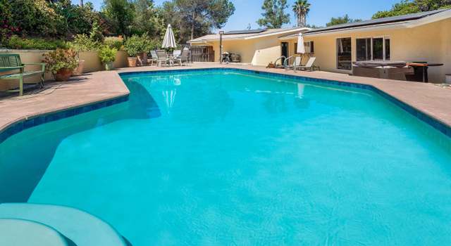 Photo of 1131 Vale Terrace Dr, Vista, CA 92084