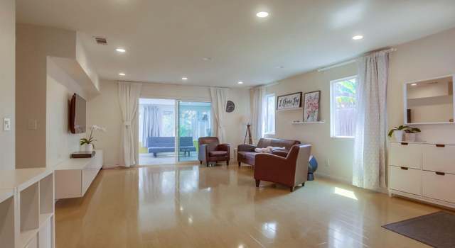 Photo of 8979 Jade Coast Ln, San Diego, CA 92126