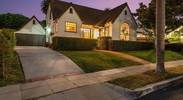 Property at 3711 La Cresta Dr, San Diego, CA 92107, 3 beds, 3 baths