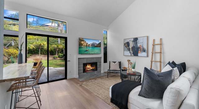Photo of 6380 Caminito Del Pastel, San Diego, CA 92111
