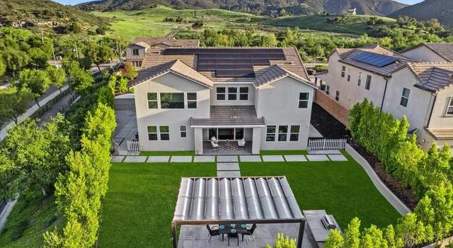 Photo of 2807 California Poppy St, Escondido, CA 92029