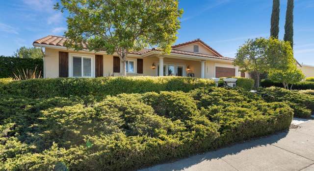 Photo of 16941 Dominican Dr, San Diego, CA 92128