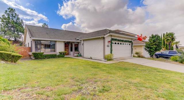Photo of 11379 Cloudcrest Dr, San Diego, CA 92127