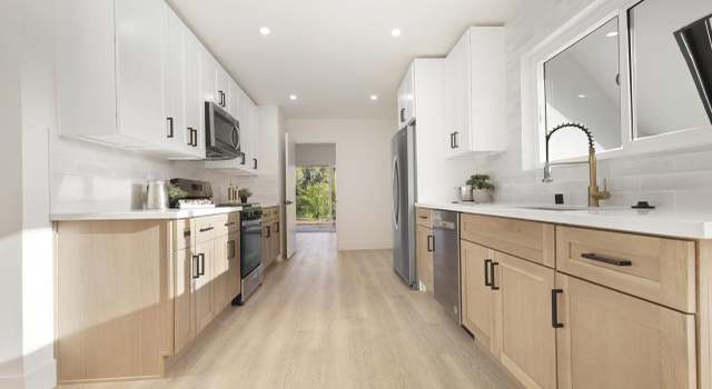 Photo of 16716 Martincoit Rd, Poway, CA 92064