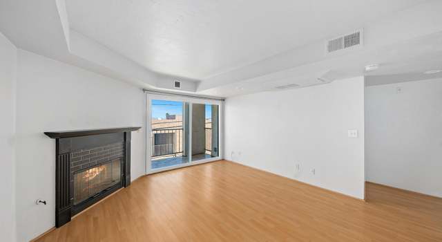 Photo of 4452 Mentone St #306, San Diego, CA 92107