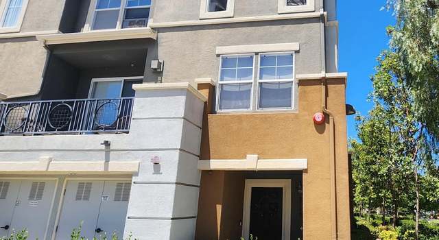 Photo of 8760 Esplanade Park Ln, San Diego, CA 92123