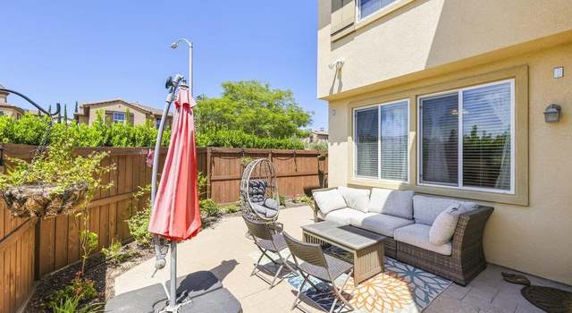 Photo of 13470 Sydney Rae Pl, San Diego, CA 92129