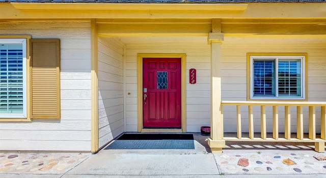 Photo of 1310 Wicker Pl, Escondido, CA 92027