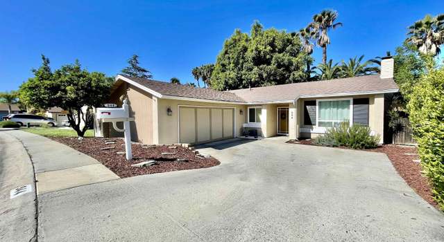 Photo of 944 Woodcreek Rd, Fallbrook, CA 92028