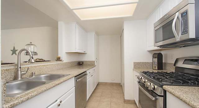 Photo of 9384 Twin Trails Dr #104, San Diego, CA 92129