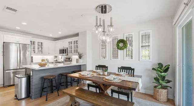Photo of 3514 Shoreline Bluff Ln, San Diego, CA 92110