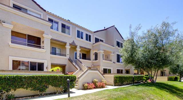 Photo of 3925 Nobel Dr #30, San Diego, CA 92122