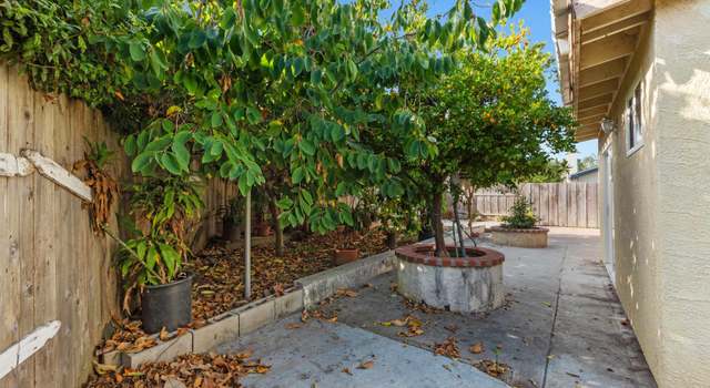 Photo of 7037 Ladrillo St, San Diego, CA 92111