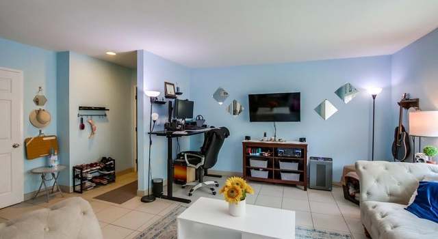 Photo of 6851 Alvarado Rd #10, San Diego, CA 92120
