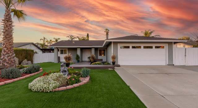 Photo of 1323 Pleasant Hill St, Escondido, CA 92026