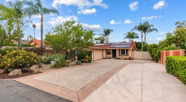 Photo of 1121 Whispering Highlands Dr, Escondido, CA 92027