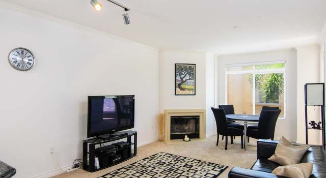 Photo of 9263 Regents Rd Unit B404, La Jolla, CA 92037