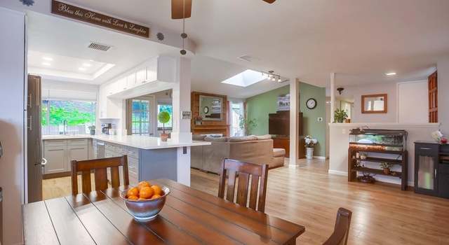 Photo of 1140 Harding St, Escondido, CA 92027