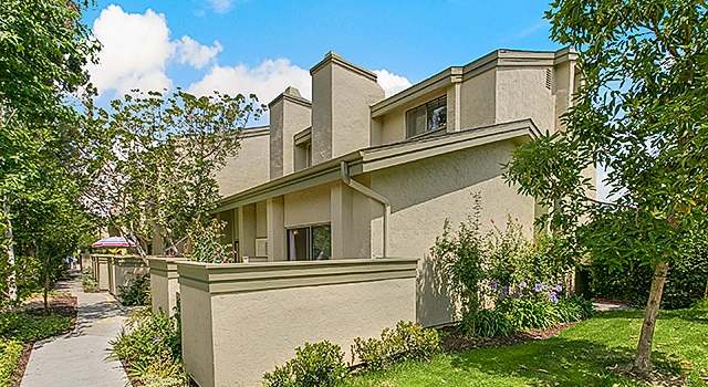 Photo of 3253 Caminito Eastbluff #25, La Jolla, CA 92037