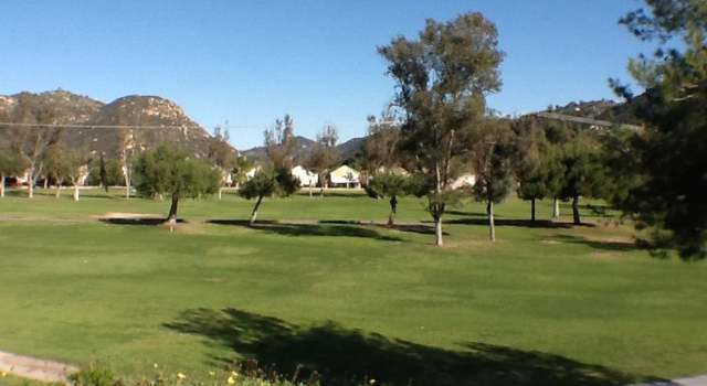 Photo of 29637 Circle R Grns, Escondido, CA 92026