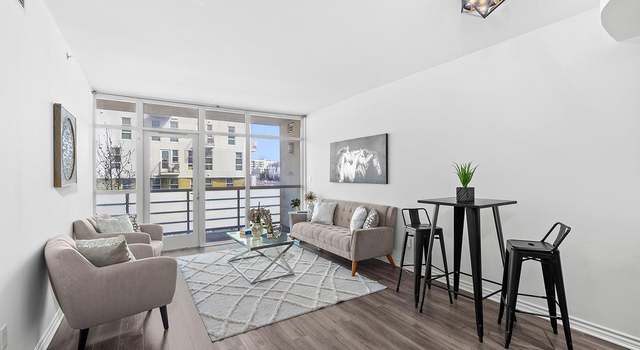 Photo of 550 15th St #404, San Diego, CA 92101
