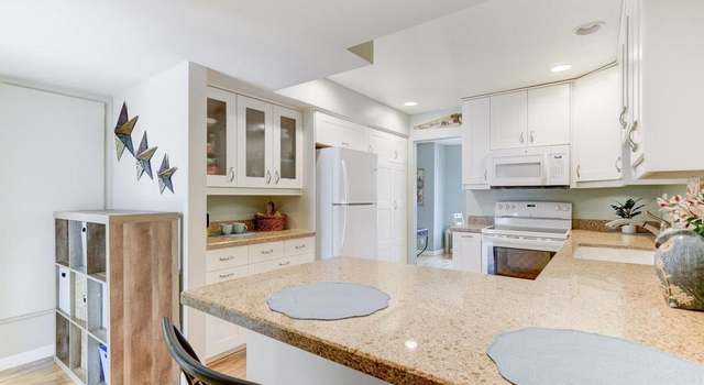 Photo of 10655 Caminito Banyon, San Diego, CA 92131