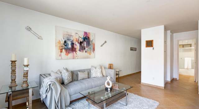 Photo of 7555 Linda Vista Rd #20, San Diego, CA 92111