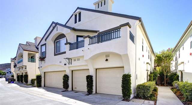 Photo of 16978 Robins Nest Way #2, San Diego, CA 92127