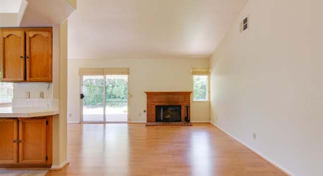 Photo of 1437 El Cielo Ln, Escondido, CA 92026