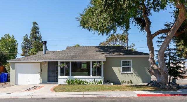Photo of 3866 Vista Grande Dr, San Diego, CA 92115