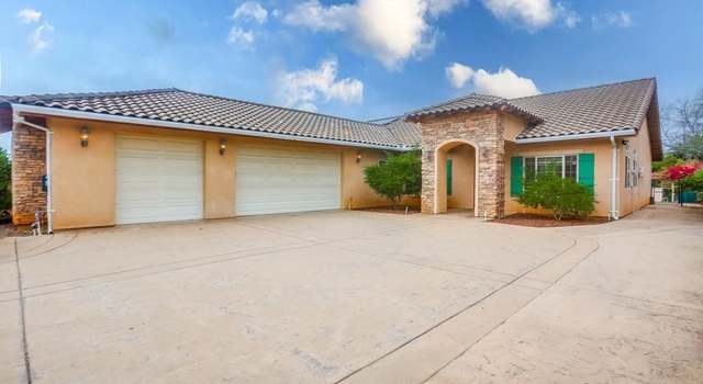 Photo of 1620 Elm Dr, Vista, CA 92084