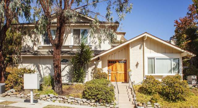 Photo of 2172 Via Robles, Oceanside, CA 92054