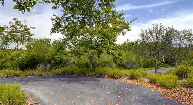 Photo of 1743 Creekside Ln, Vista, CA 92081