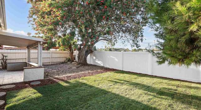 Photo of 8490 Parkbrook Ln, San Diego, CA 92114