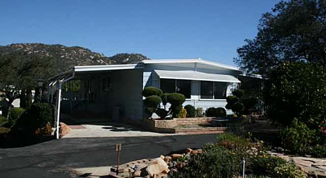 Photo of 4747 Oak Crest Rd #42, Fallbrook, CA 92028