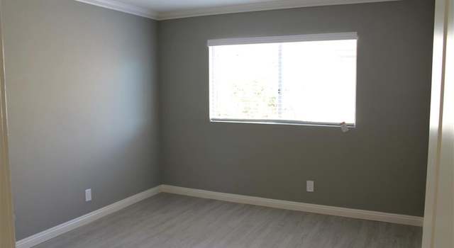 Photo of 1645 Emerald St Unit 2S, San Diego, CA 92109
