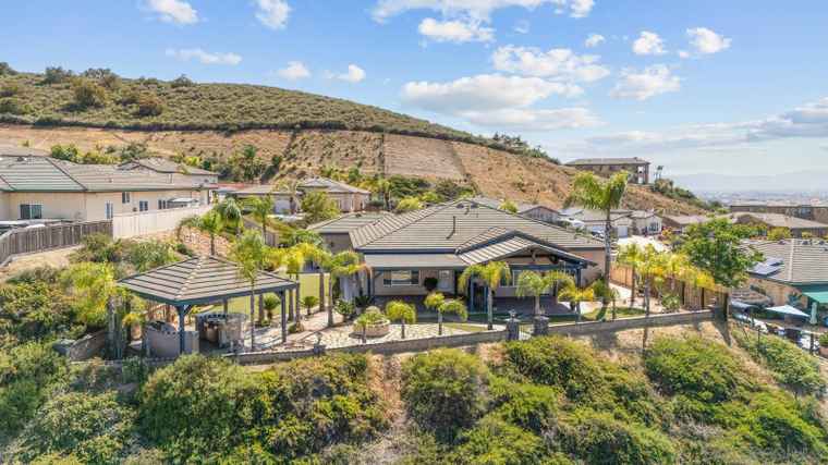 Photo of 8818 Diamondback Dr Santee, CA 92071
