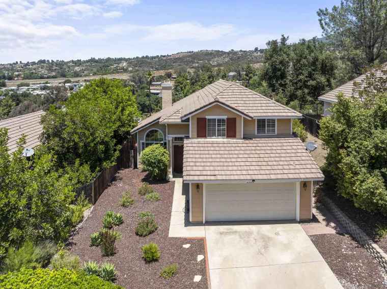 Photo of 2454 Hialeah Ln Alpine, CA 91901