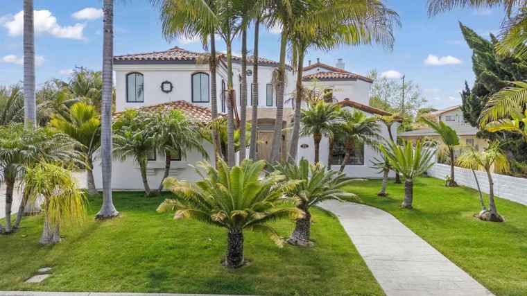 Photo of 711 Country Club Ln Coronado, CA 92118