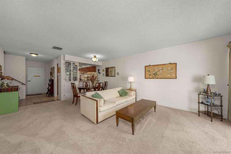 Photo of 5758 Ferber St San Diego, CA 92122