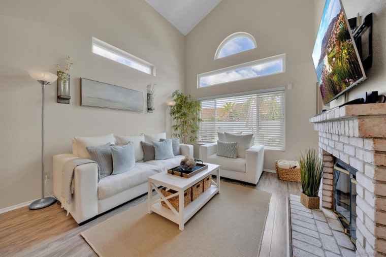 Photo of 632 Paseo Rio Vista, CA 92081