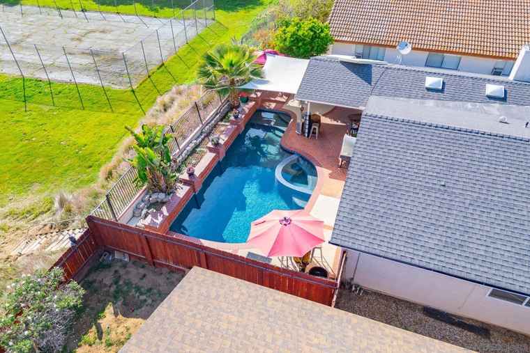 Photo of 1925 Rock Springs Rd San Marcos, CA 92069
