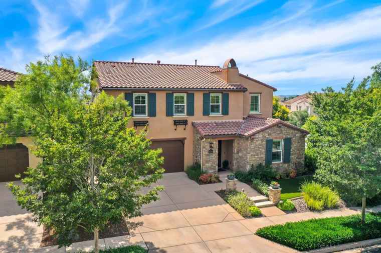 Photo of 8457 High Rose Ter San Diego, CA 92127