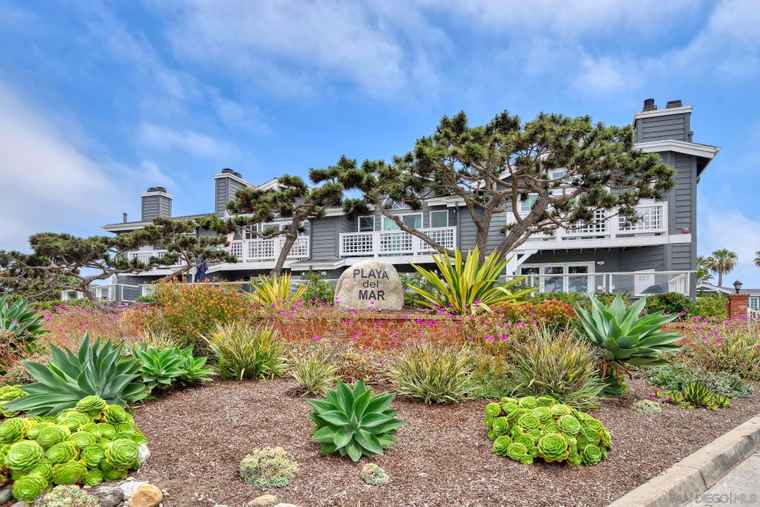 Photo of 2921 Sandy Pointe #3 Del Mar, CA 92014