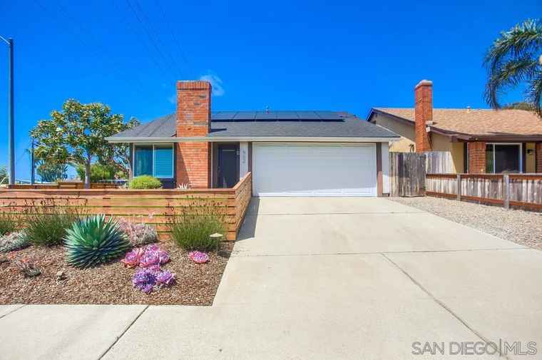 Photo of 902 Woodlake Dr Cardiff by the Sea, CA 92007