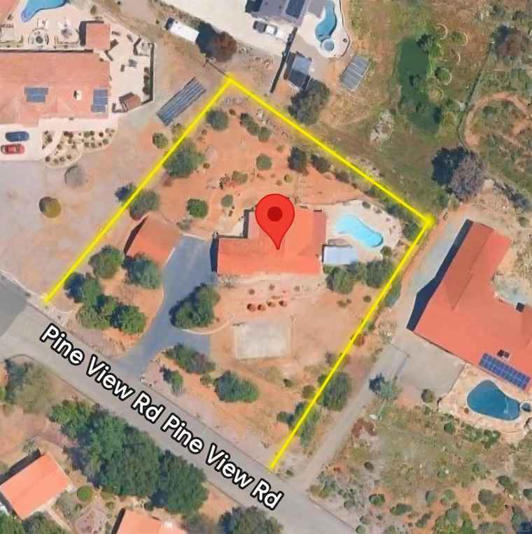 Photo of 1961 Pine View Rd Alpine, CA 91901