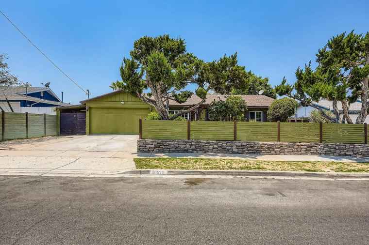 Photo of 9802 Settle Rd Santee, CA 92071