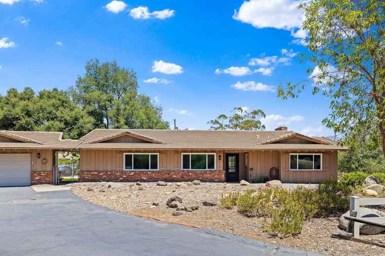 Photo of 2686 Via Viejas Alpine, CA 91901
