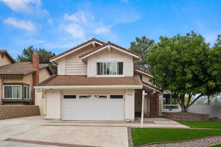 Photo of 10223 Moorpark St Spring Valley, CA 91978